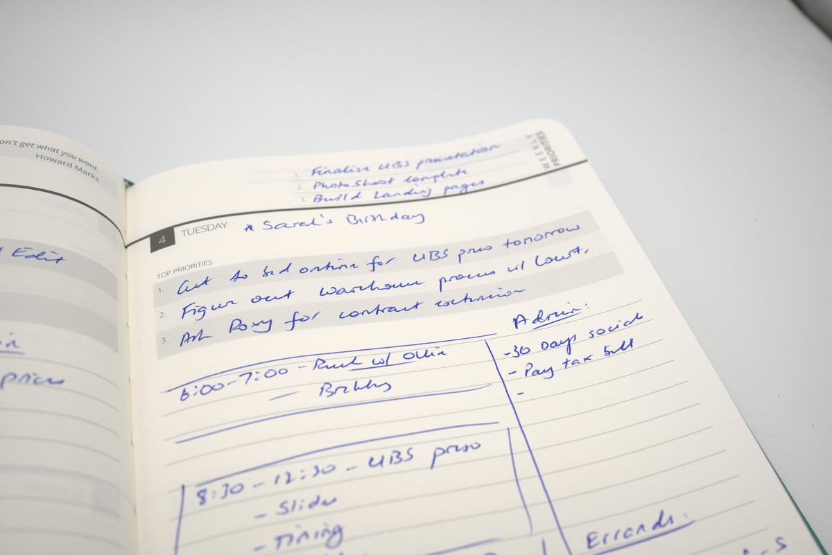 2027 Mental Fitness & Wellbeing Diary - Daily Format
